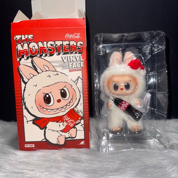 Pop Mart The Monsters Coca Cola-Open Box - Picture 5 of 5